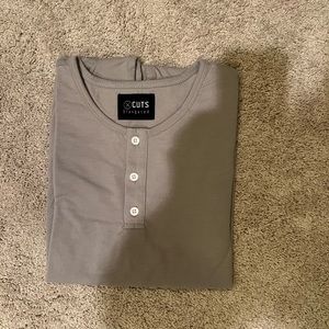 Cuts Short Sleeve Henley Light Grey L